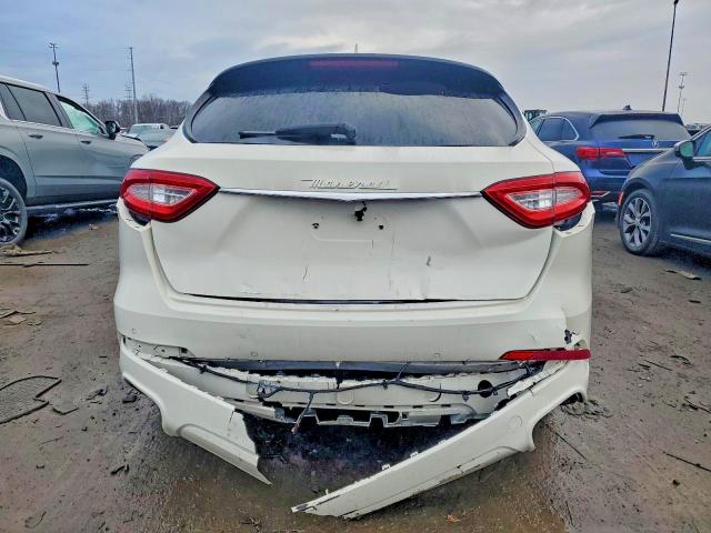 Продаж на аукціоні авто 2019 Maserati Levante, vin: ZN661XUA7KX318693, номер лоту: 73105675