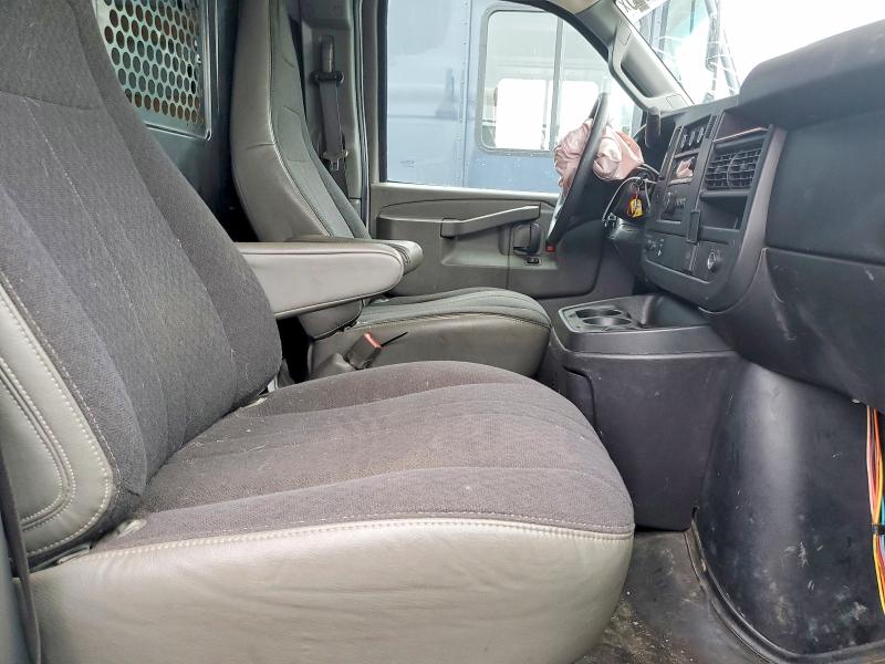 98589895 :رقم المزاد ، 1GTW7AFG7J1911924 vin ، 2018 Gmc Savana مزاد بيع