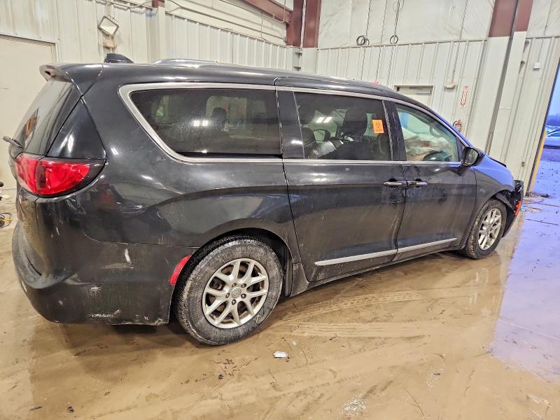 99643895 :رقم المزاد ، 2C4RC1BG9LR172472 vin ، 2020 Chrysler Pacifica مزاد بيع
