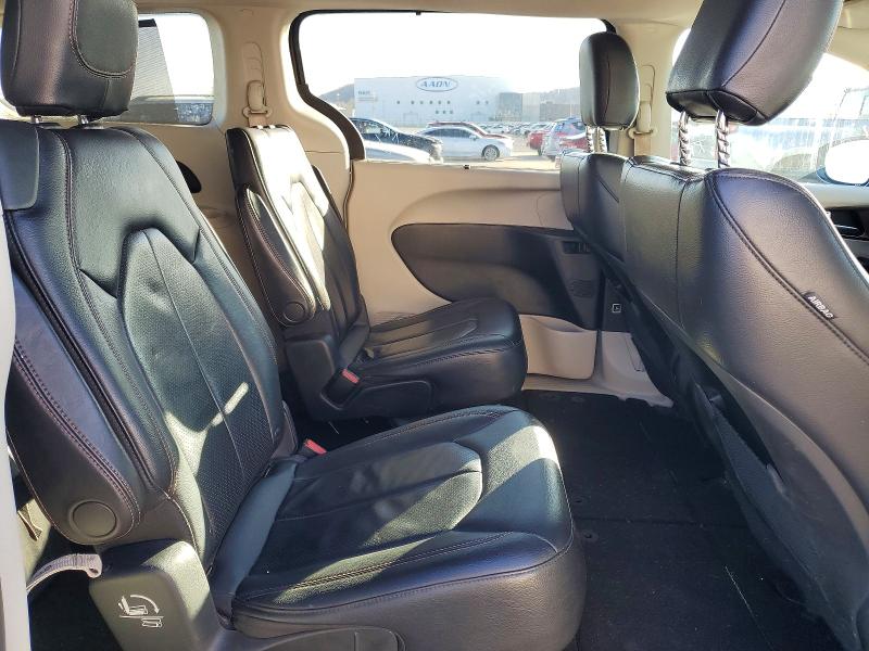 99649785 :رقم المزاد ، 2C4RC1BGXJR217836 vin ، 2018 Chrysler Pacifica مزاد بيع
