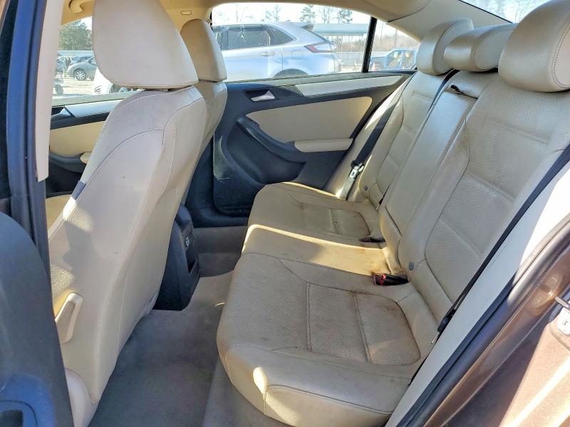 2013 Volkswagen Jetta მანქანა იყიდება აუქციონზე, vin: 3VWDP7AJ0DM280046, აუქციონის ნომერი: 73238295