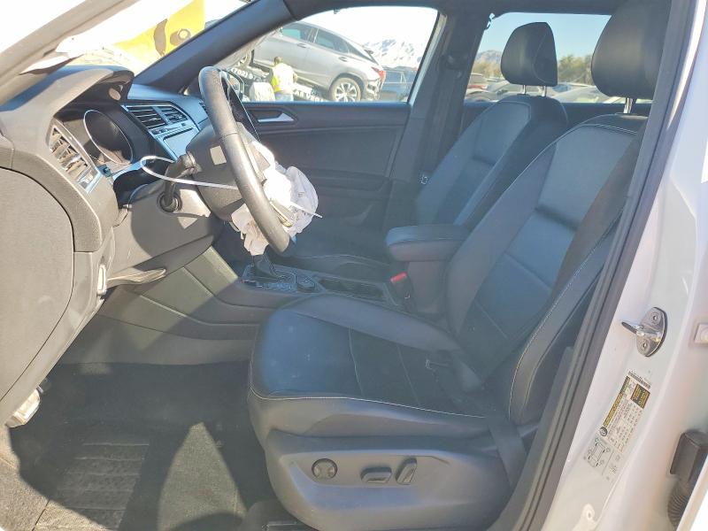 73045645 :رقم المزاد ، 3VV2B7AX2MM150347 vin ، 2021 Volkswagen Tiguan مزاد بيع