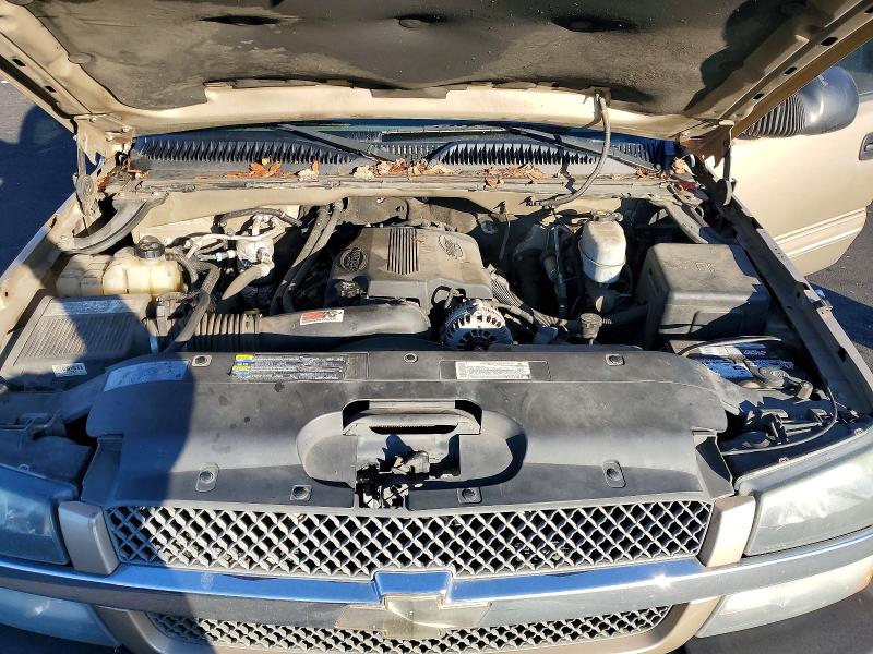 72888305 :رقم المزاد ، 1GCHC29G94E131734 vin ، 2004 Chevrolet Silverado مزاد بيع