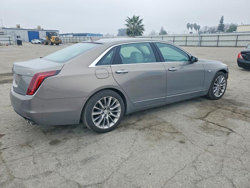 73868395 :رقم المزاد ، 1G6KD5RSXHU126954 vin ، 2017 Cadillac Ct6 مزاد بيع