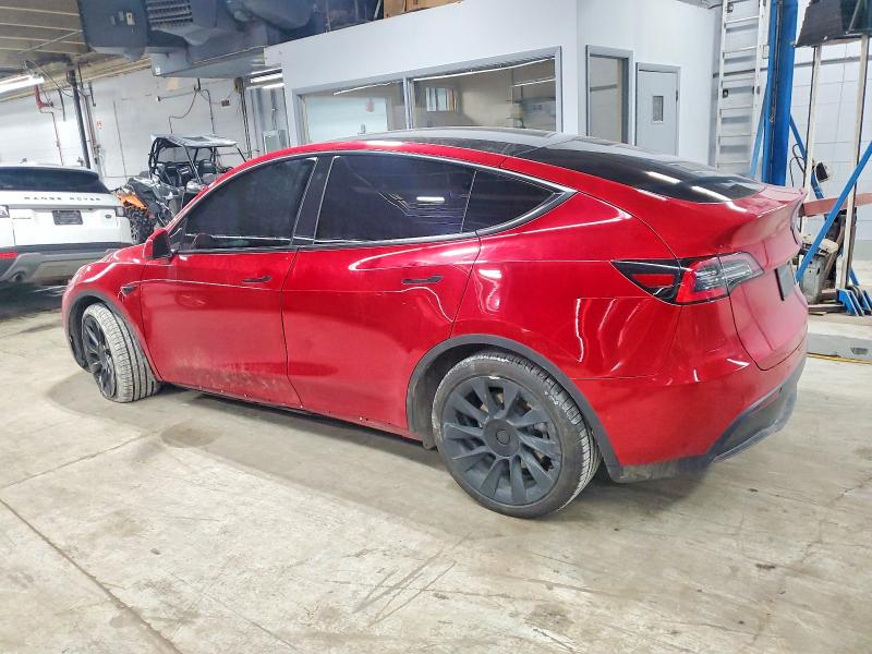 Продажа на аукционе авто 2021 Tesla Model Y, vin: 5YJYGDEEXMF102682, номер лота: 73392405