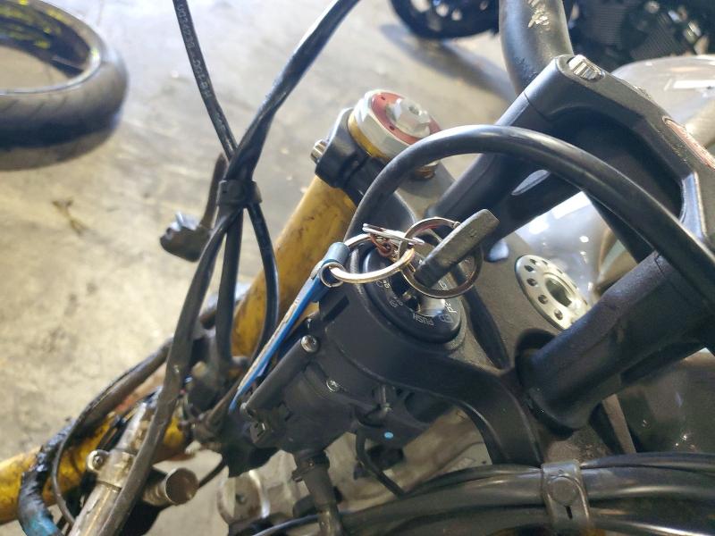 Продаж на аукціоні авто 2024 Aprilia Tuono V4, vin: ZD4KZUA00RS000929, номер лоту: 98935295