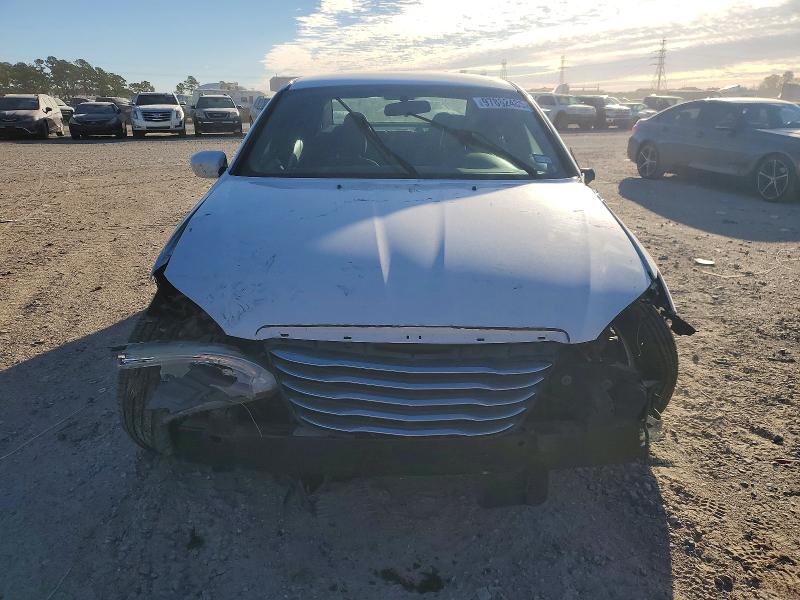 Продажа на аукционе авто 2012 Chrysler 200, vin: 1C3CCBAGXCN235819, номер лота: 97862485
