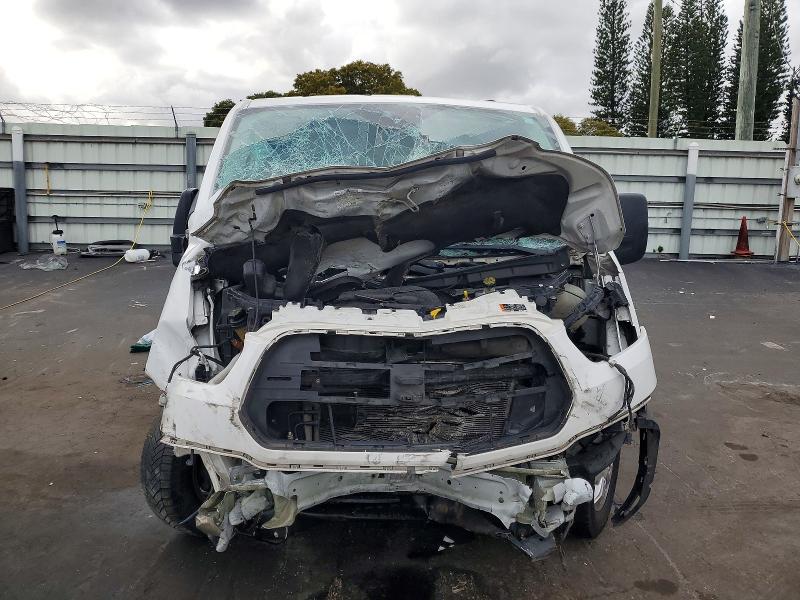 2017 Ford Transit მანქანა იყიდება აუქციონზე, vin: 1FBZX2YMXHKA47143, აუქციონის ნომერი: 99366395