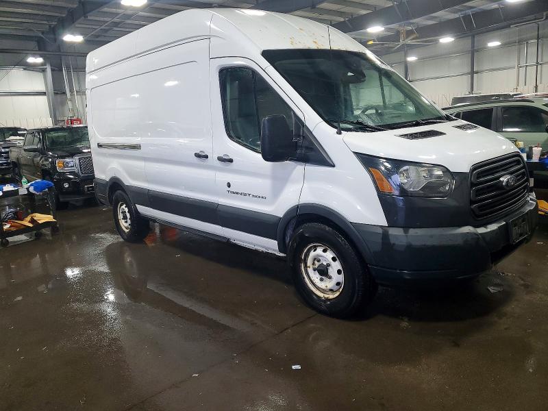97109225 :رقم المزاد ، 1FTYR2XM2HKA03611 vin ، 2017 Ford Transit مزاد بيع