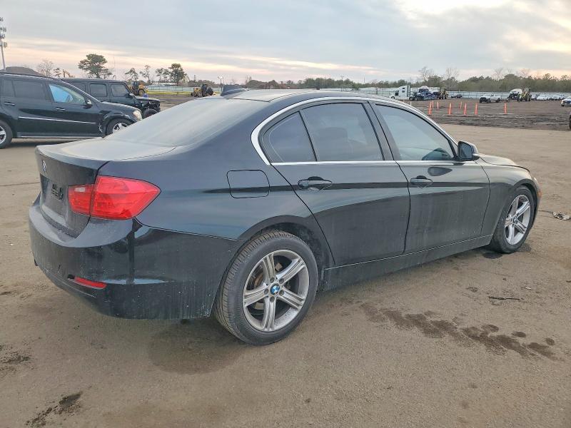2015 Bmw 328 მანქანა იყიდება აუქციონზე, vin: WBA3A5G56FNP34496, აუქციონის ნომერი: 74334175