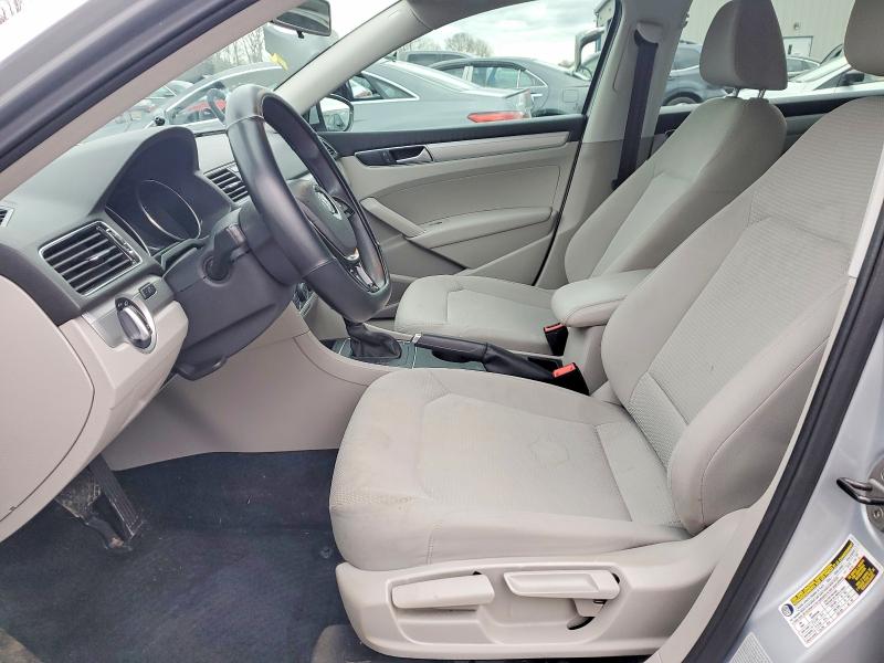 Продажа на аукционе авто 2016 Volkswagen Passat, vin: 1VWAT7A34GC043808, номер лота: 98420435