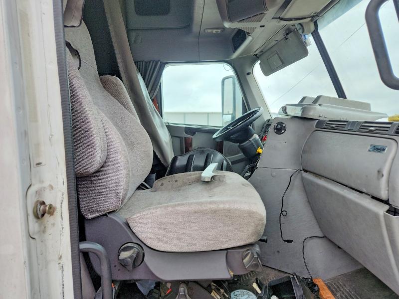 Продаж на аукціоні авто 2014 Freightliner Columbia, vin: 3ALXA7CGXEDFV6996, номер лоту: 73007985