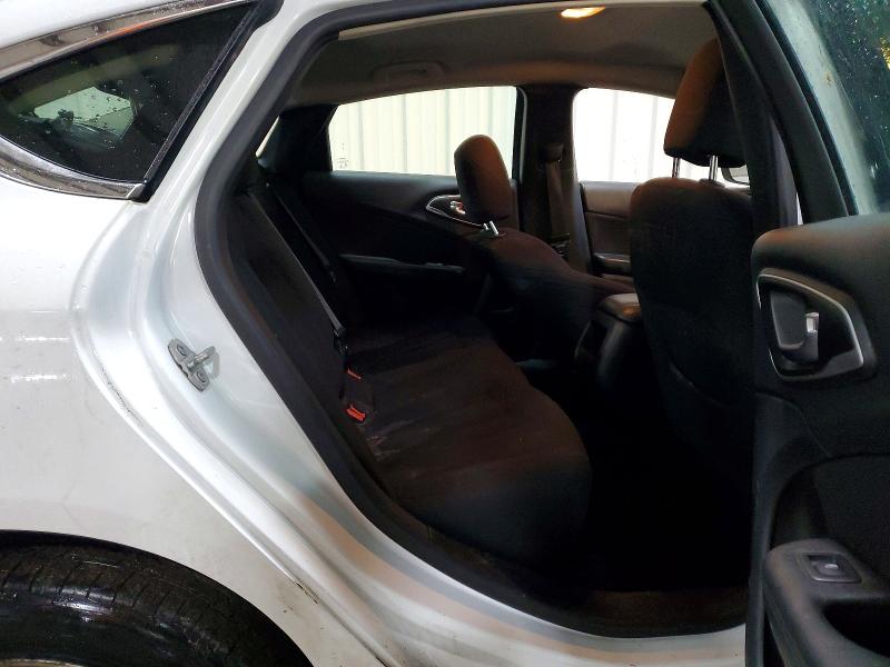 Продажа на аукционе авто 2015 Chrysler 200, vin: 1C3CCCABXFN576667, номер лота: 72222015