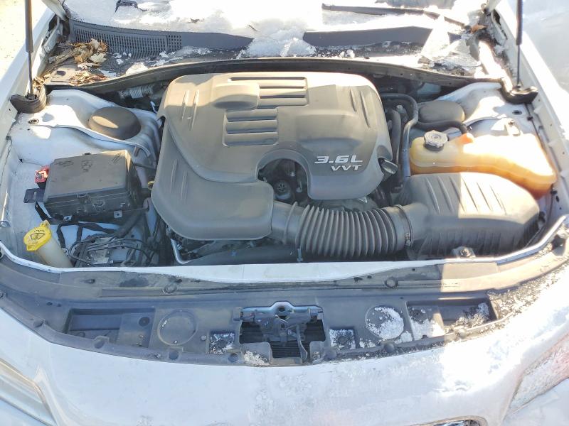 75264895 :رقم المزاد ، 2C3CCAEG8JH203736 vin ، 2018 Chrysler 300 مزاد بيع