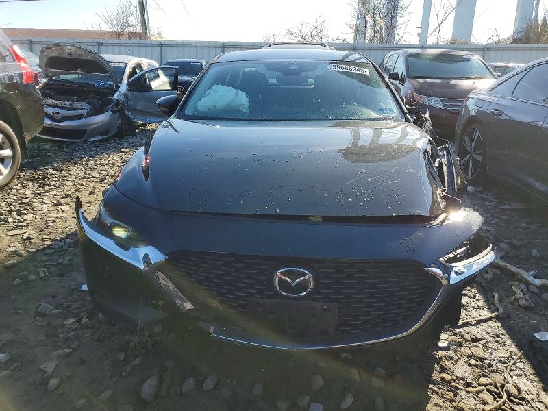 Продажа на аукционе авто 2020 Mazda 3, vin: JM1BPBCMXL1171660, номер лота: 99686945