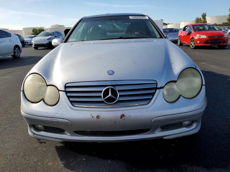 74929525 :رقم المزاد ، WDBRN47JX2A356479 vin ، 2002 Mercedes-benz C مزاد بيع