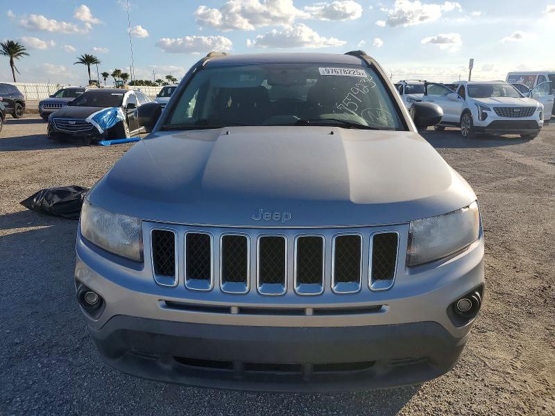 97678225 :رقم المزاد ، 1C4NJCBA3GD611556 vin ، 2016 Jeep Compass Sp مزاد بيع