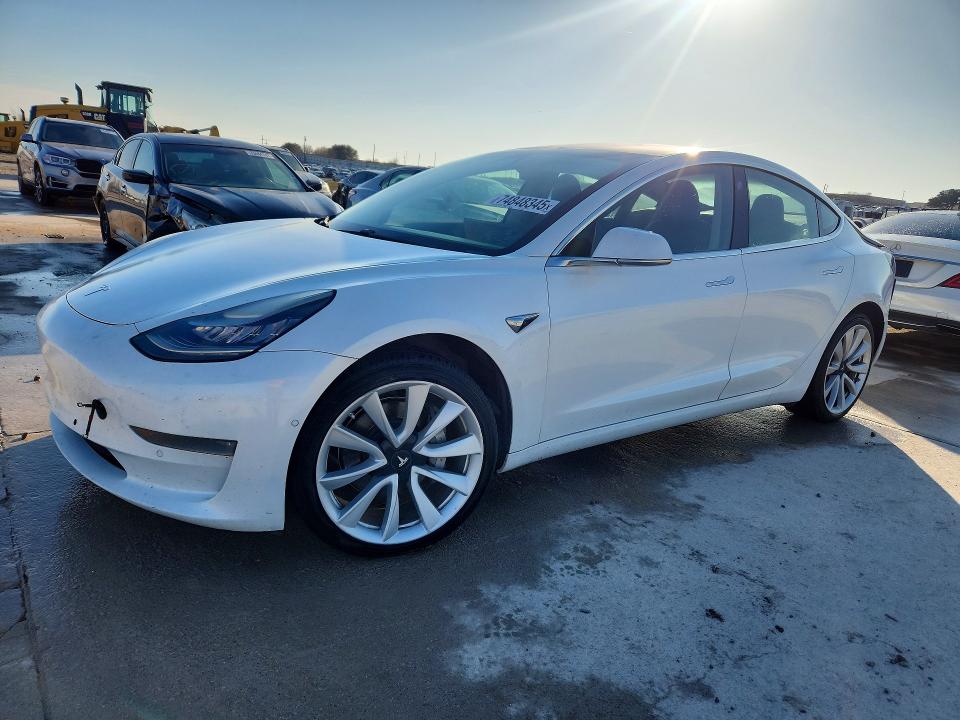 74848345 :رقم المزاد ، 5YJ3E1EB3KF194669 vin ، 2019 Tesla Model 3 مزاد بيع