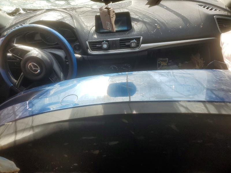 72360385 :رقم المزاد ، 3MZBN1U7XJM220555 vin ، 2018 Mazda 3 مزاد بيع