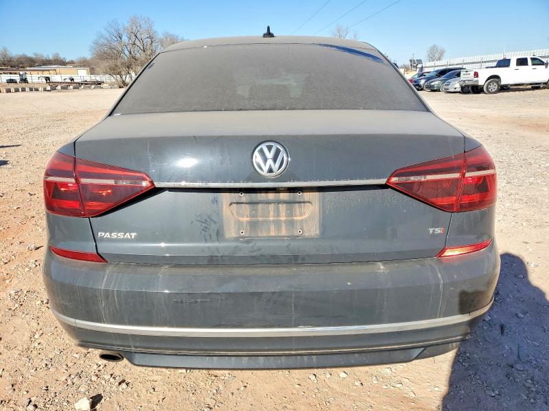 74083115 :رقم المزاد ، 1VWDT7A31HC015687 vin ، 2017 Volkswagen Passat مزاد بيع
