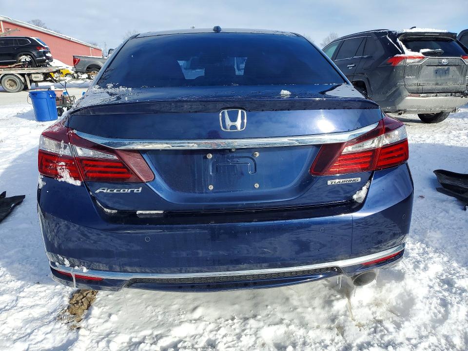 2017 Honda Accord მანქანა იყიდება აუქციონზე, vin: 1HGCR2F04HA810938, აუქციონის ნომერი: 75565425