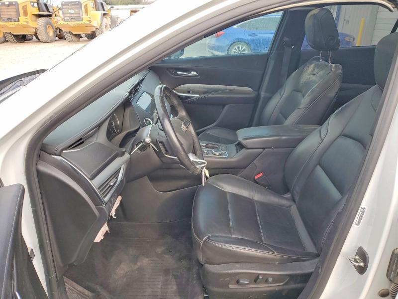 Продажа на аукционе авто 2022 Cadillac Xt4 Premiu, vin: 1GYFZCR40NF105398, номер лота: 75618535