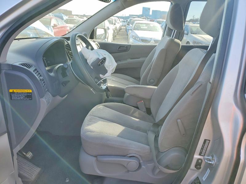 2014 Kia Sedona მანქანა იყიდება აუქციონზე, vin: KNDMG4C77E6590747, აუქციონის ნომერი: 72972865