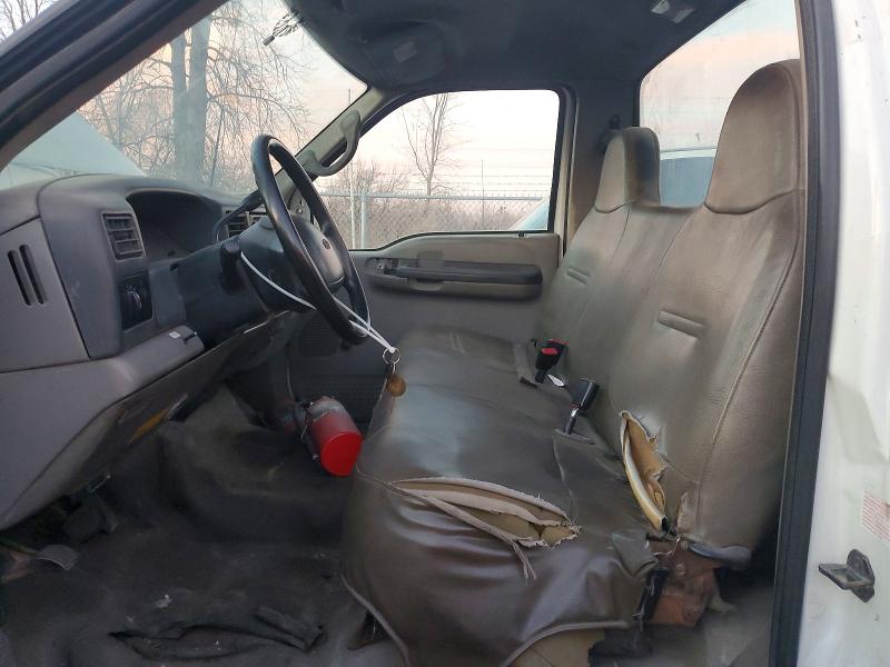 98049005 :رقم المزاد ، 1FDXF46F51EA21474 vin ، 2001 Ford F450 مزاد بيع
