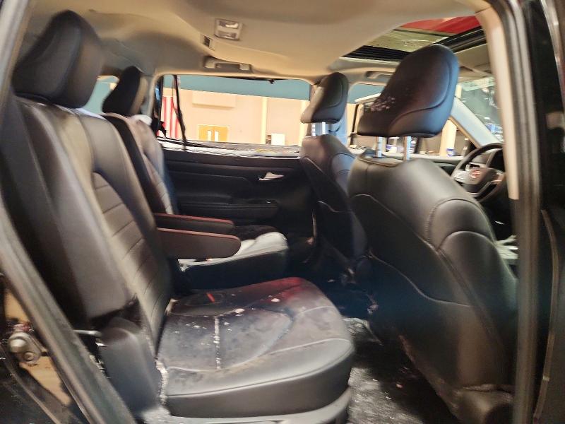 73255755 :رقم المزاد ، 5TDKDRBH0RS571731 vin ، 2024 Toyota Highlander مزاد بيع