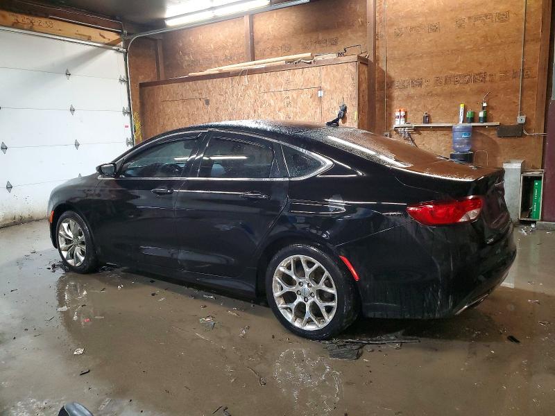 73031335 :رقم المزاد ، 1C3CCCEG5FN512686 vin ، 2015 Chrysler 200 مزاد بيع