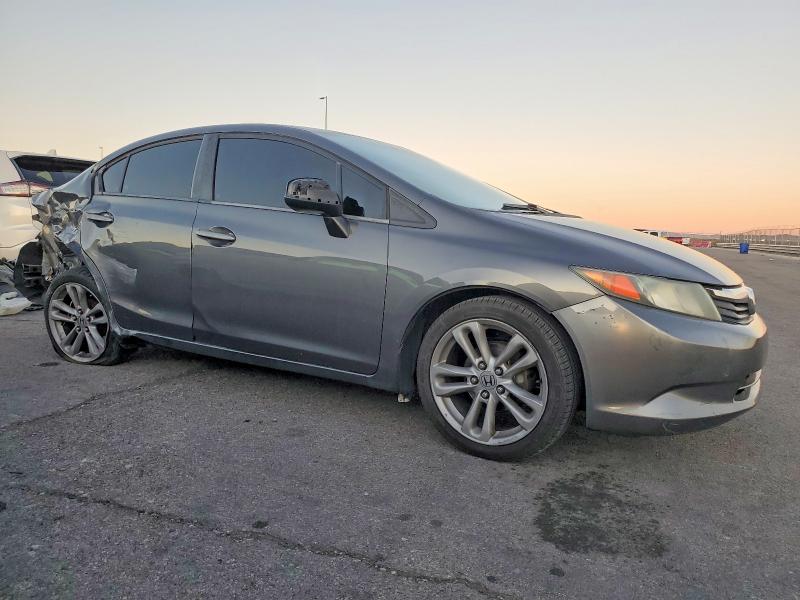 2012 Honda Civic მანქანა იყიდება აუქციონზე, vin: 2HGFB2F5XCH560774, აუქციონის ნომერი: 98641885