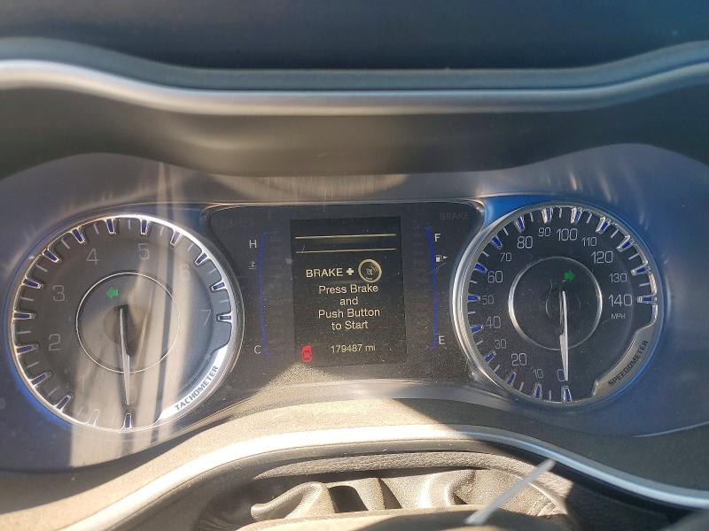 Auction sale of the 2016 Chrysler 200, vin: 1C3CCCAB1GN152151, lot number: 74082835