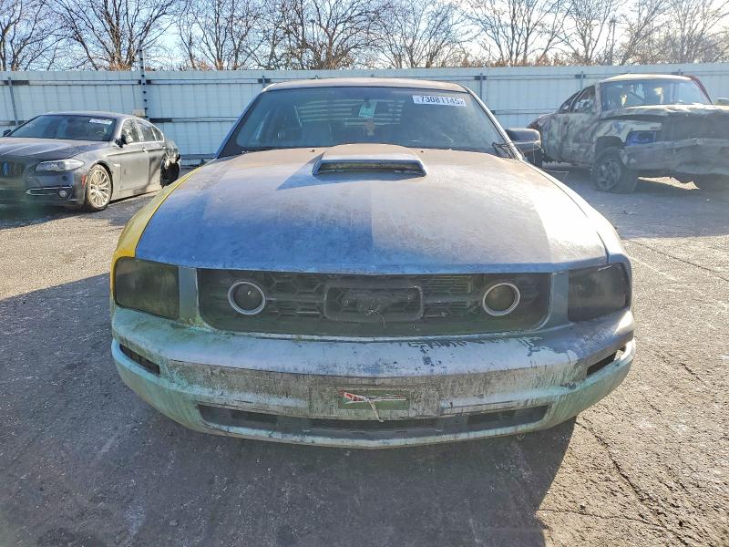 73081145 :رقم المزاد ، 1ZVHT80NX85122199 vin ، 2008 Ford Mustang مزاد بيع