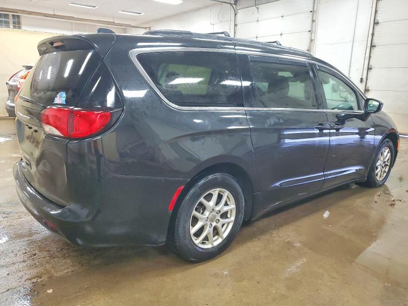 98373555 :رقم المزاد ، 2C4RC1DG7LR265231 vin ، 2020 Chrysler Voyager مزاد بيع