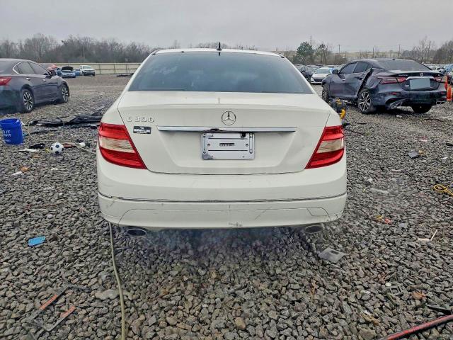 Aukcja sprzedaży 2008 Mercedes-benz C, vin: WDDGF54X28F118079, numer aukcji: 98332205