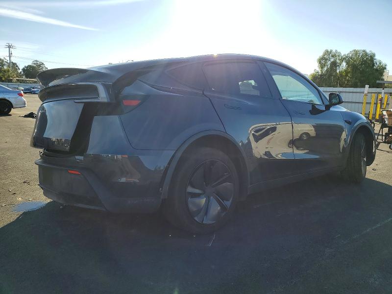 2026 Tesla Model Y მანქანა იყიდება აუქციონზე, vin: 7SAYGDED9TF542319, აუქციონის ნომერი: 72252325