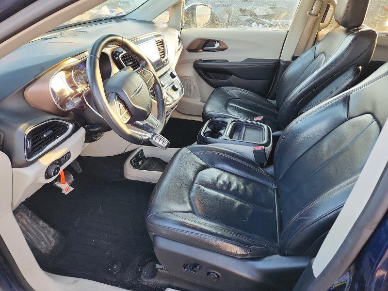 99107295 :رقم المزاد ، 2C4RC1BG9HR820402 vin ، 2017 Chrysler Pacifica مزاد بيع