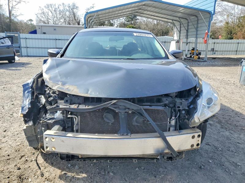 2013 Nissan Altima მანქანა იყიდება აუქციონზე, vin: 1N4AL3AP1DC217964, აუქციონის ნომერი: 74993275