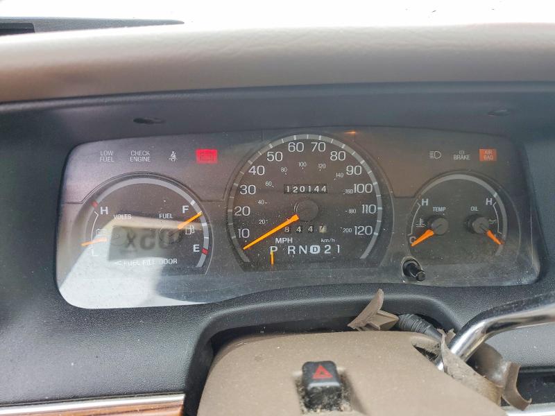 Продаж на аукціоні авто 1997 Ford Crown Victoria, vin: 2FALP73W2VX226105, номер лоту: 74453405