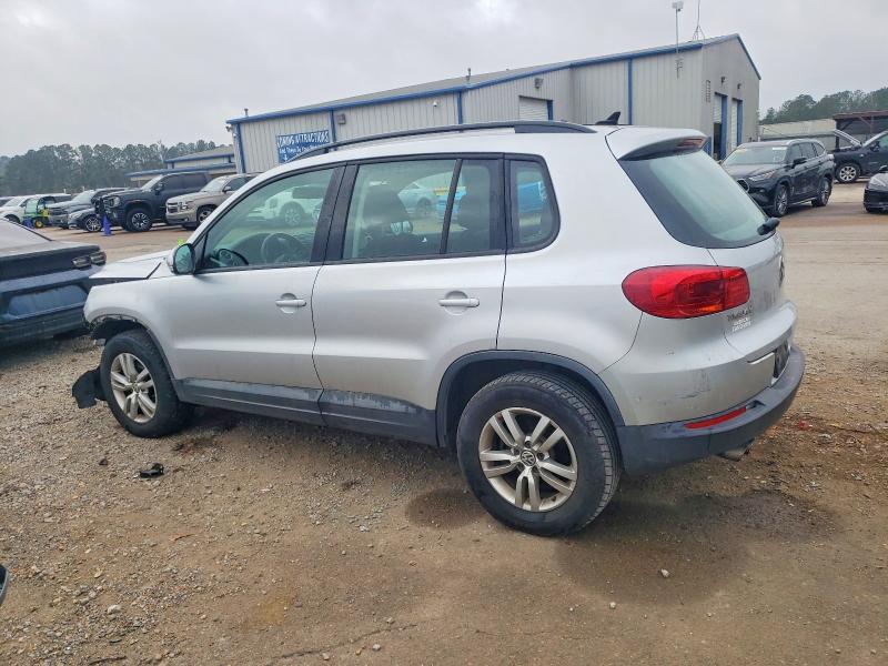 Продаж на аукціоні авто 2015 Volkswagen Tiguan, vin: WVGAV7AX1FW576823, номер лоту: 99549235