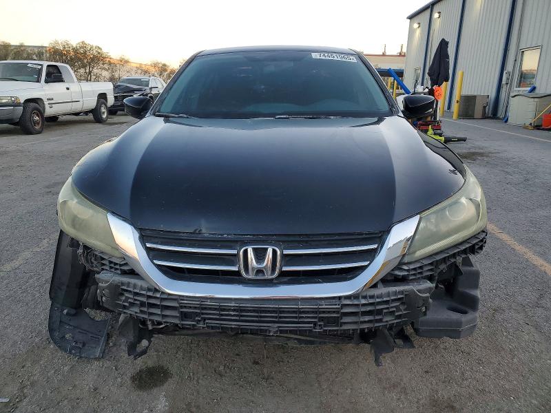 Продаж на аукціоні авто 2015 Honda Accord, vin: 1HGCR2F37FA131348, номер лоту: 74451965