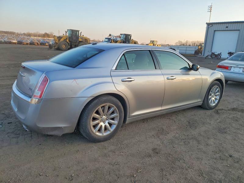 Продажа на аукционе авто 2014 Chrysler 300c, vin: 2C3CCAET1EH169741, номер лота: 99938825