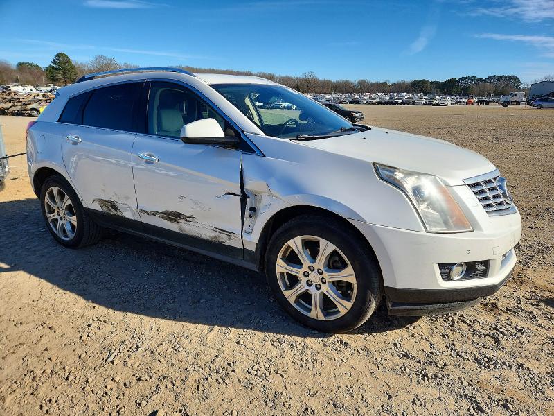 72636505 :رقم المزاد ، 3GYFNDE31ES569455 vin ، 2014 Cadillac Srx Premiu مزاد بيع