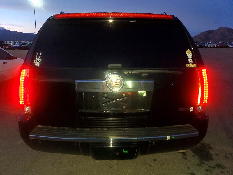 2013 Cadillac Escalade მანქანა იყიდება აუქციონზე, vin: 1GYS3HEF6DR129500, აუქციონის ნომერი: 99388355