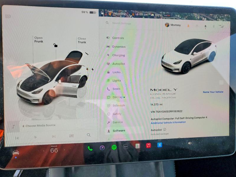 2024 Tesla Model Y მანქანა იყიდება აუქციონზე, vin: 7SAYGAEE0RF063822, აუქციონის ნომერი: 74542905