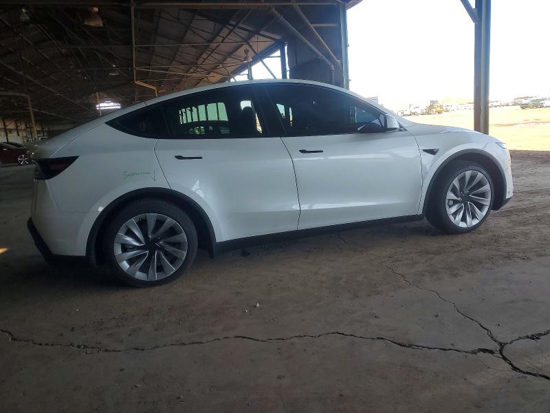72473555 :رقم المزاد ، 7SAYGDED2TF542453 vin ، 2026 Tesla Model Y مزاد بيع