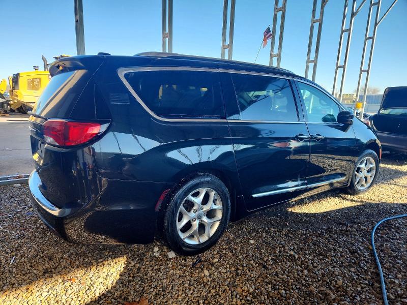 Продажа на аукционе авто 2017 Chrysler Pacifica, vin: 2C4RC1EG0HR844826, номер лота: 98830055