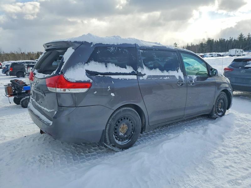 Продажа на аукционе авто 2012 Toyota Sienna, vin: 5TDKK3DC1CS263866, номер лота: 74221485