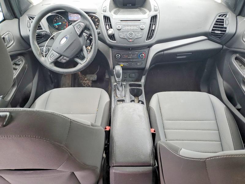 73038745 :رقم المزاد ، 1FMCU0F75HUB00245 vin ، 2017 Ford Escape مزاد بيع