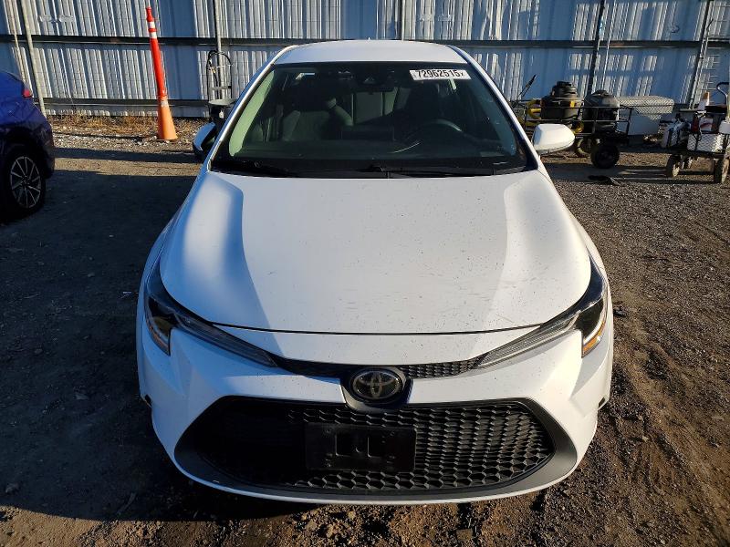 Продажа на аукционе авто 2021 Toyota Corolla, vin: 5YFEPMAEXMP204240, номер лота: 72962515